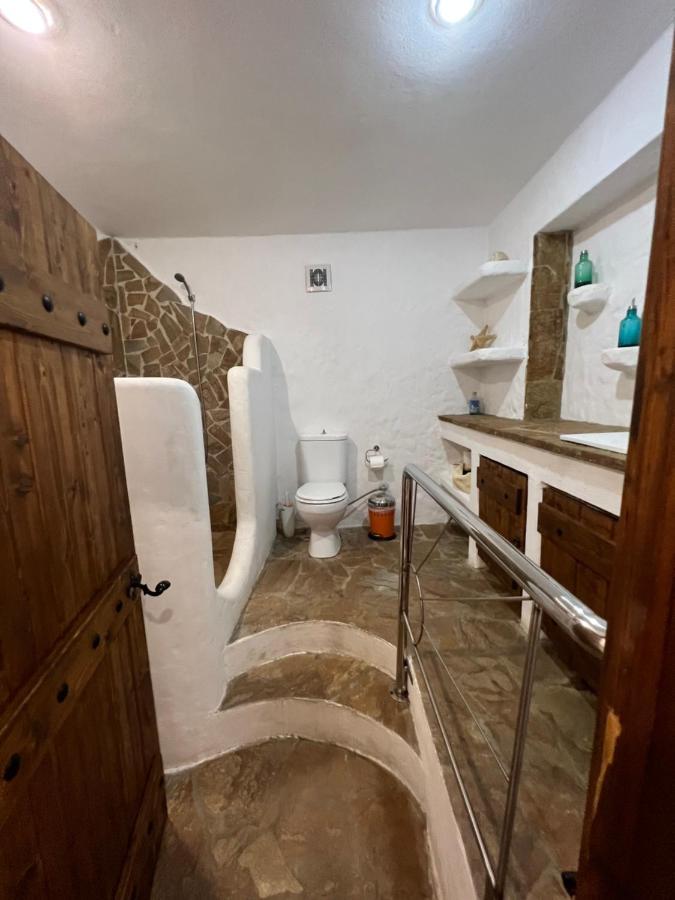 Apartment In Salamina With Garden & Sea View Selinia Extérieur photo
